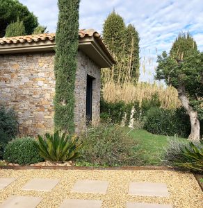 9–Exterieur-entree–